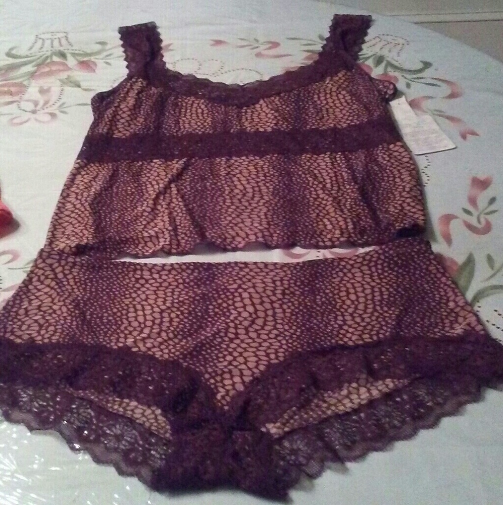 3X  Delta Burke Lingerie Pajama Set